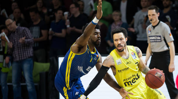 向俱乐部 向俱乐部